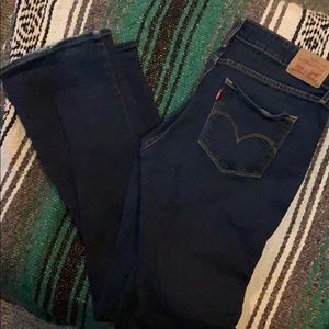 Dark wash curvy bootcut Levi jeans